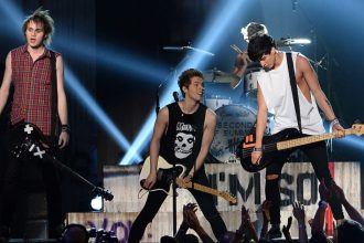 2014 5 Seconds of Summer cover of Katy Perry’s “Teenage Dream”