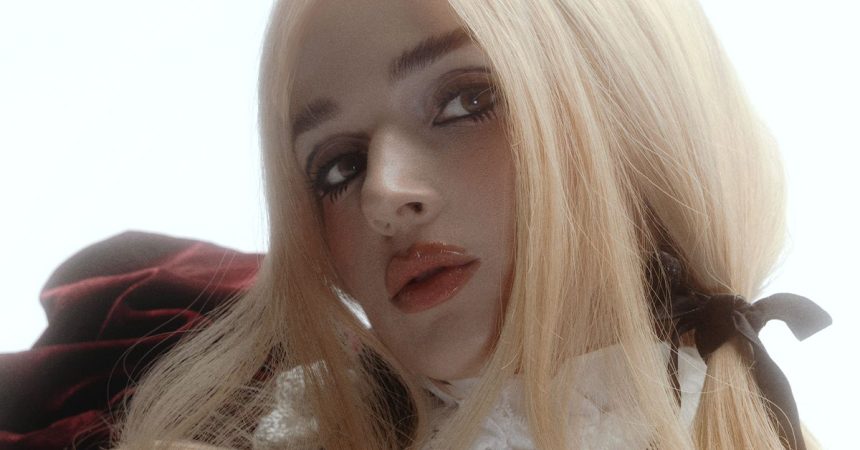 Poppy announces new album Zig, shares ‘Knockoff’