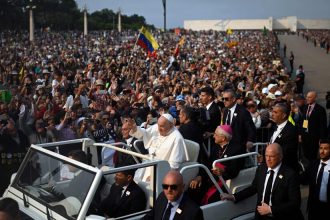 Pope Francis Declines to Condemn Russia at Fatima Shrine in Portugal