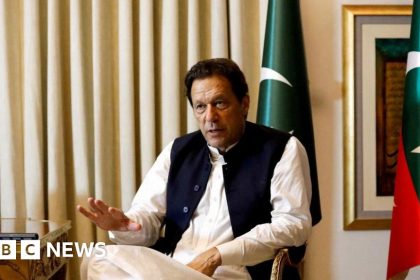 Pakistan: Imran Khan barred from politics for five years