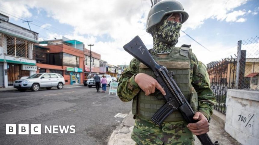 Ecuador politician murder: Prison gangs in terror reign