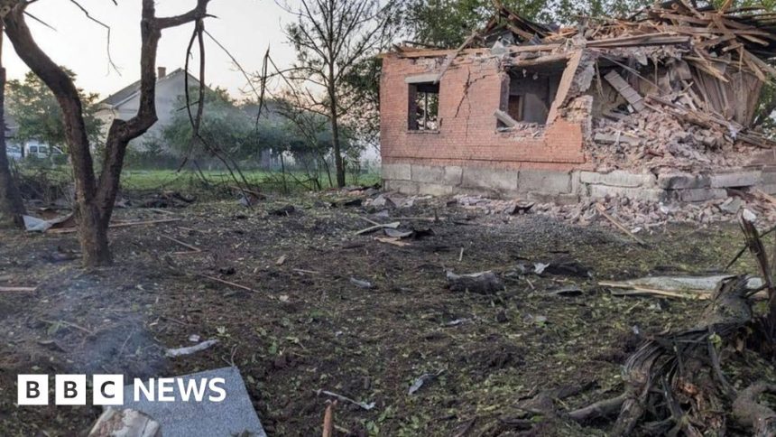 Ukraine war: Three killed after blasts in Volyn and Lviv