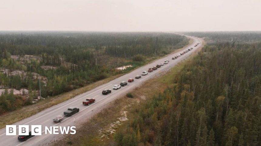 Canada wildfire: Race to evacuate city as blaze approaches