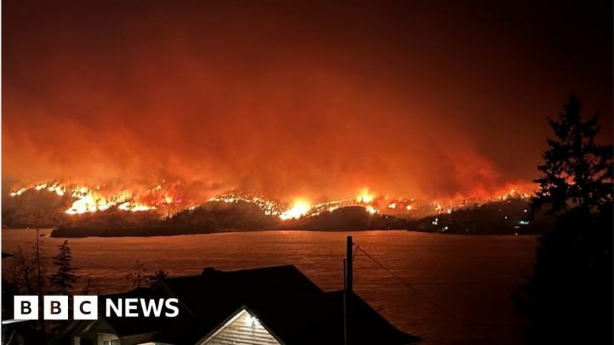 Canada wildfires: The past 2 days in 75 seconds