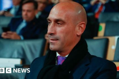 Spain wants Rubiales kiss row to be 'MeToo moment'