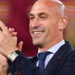 Luis Rubiales: Spain coaching staff resign over Hermoso kiss row