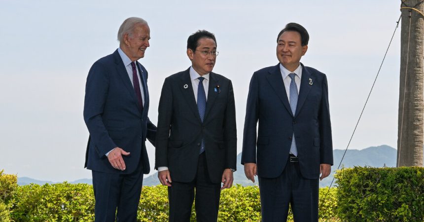 Friday Briefing: The U.S. Pulls Japan and South Korea Closer