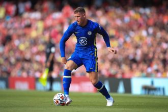 Former Chelsea midfielder, Ross Barkley returns to the Premier League