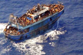 At least 16 people killed in refugee shipwrecks off North Africa | Migration News