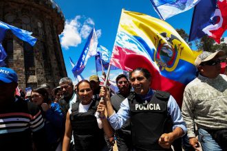 Ecuador presidential candidates make final push to woo voters | Elections News