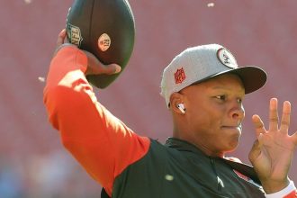 Cardinals trade for Browns QB Josh Dobbs