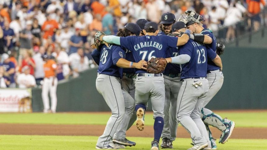 Mariners look to tack on another win vs. Astros