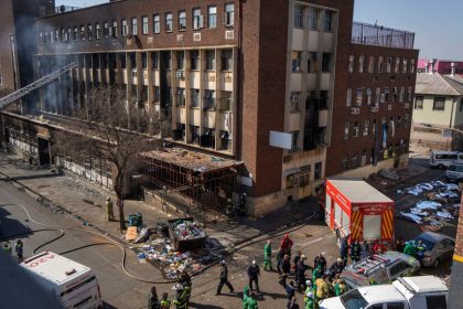 Johannesburg Building Fire Photos: Scenes From a Deadly Blaze