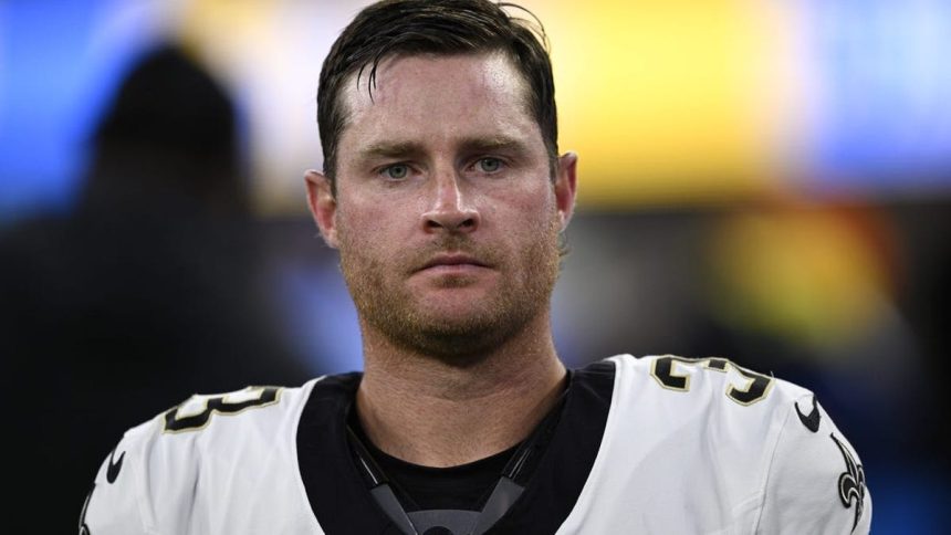 Saints trading K Wil Lutz to Broncos