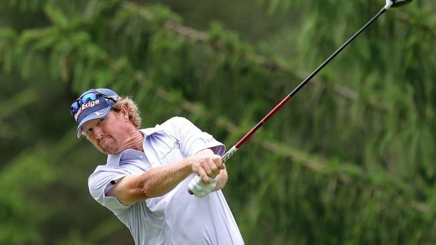 Tim Petrovic maintains lead at Shaw Charity Classic