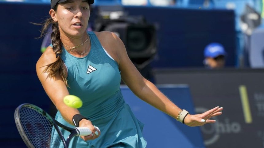 Jessica Pegula keeps rolling with comeback win in Cincinnati