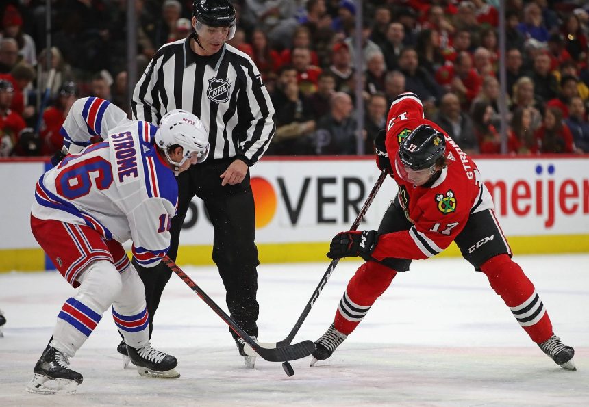 Which Chicago Blackhawks players have also played for the New York Rangers? Crossover NHL Grid answers for August 12