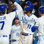 Mariners, Royals set to wrap up wild four-game series