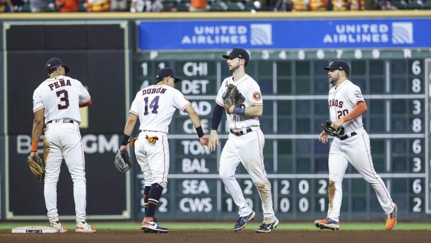 Back on track, Astros chase another win over Red Sox