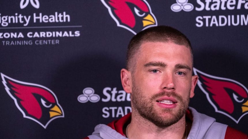 Cardinals’ Zach Ertz (knee) cleared for full activity