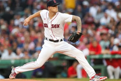 Red Sox go for crucial series win over Dodgers