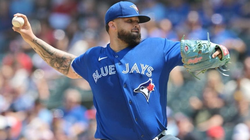 Blue Jays send RHP Alek Manoah back to Triple-A