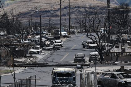 Scenes of devastation as wildfire burns Hawaii resort town | In Pictures News