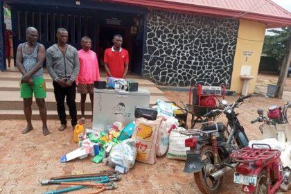 GOOD JOB!!! Anambra State Police Arrest Four Burglary Suspects, Recovers Stolen Items » Naijaloaded