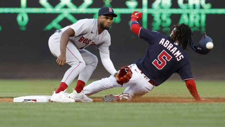 Red Sox jump on top at start, nip Nationals