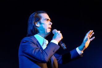 Nick Cave announces book signing tour