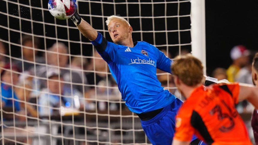 Rapids GK William Yarbrough (knee) out 6-8 weeks