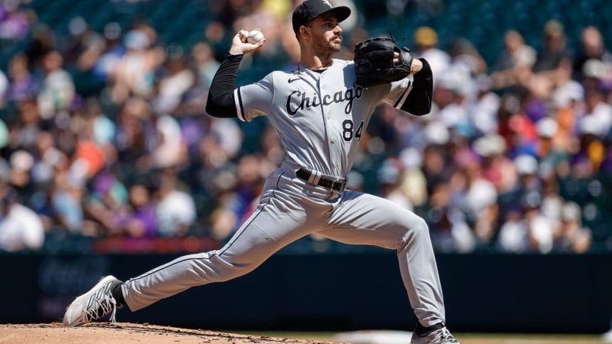 White Sox look to level series against Athletics