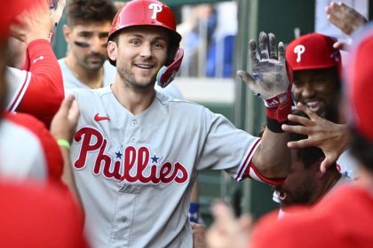 Phillies, Nationals clash in MLB Little League Classic