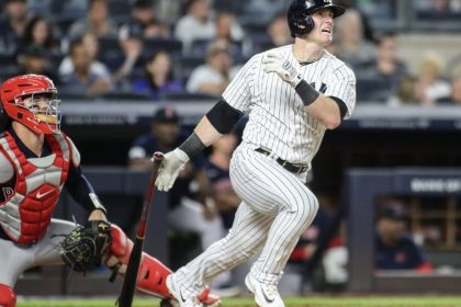 Red Sox prolong Yankees’ misery with fifth straight rivalry win