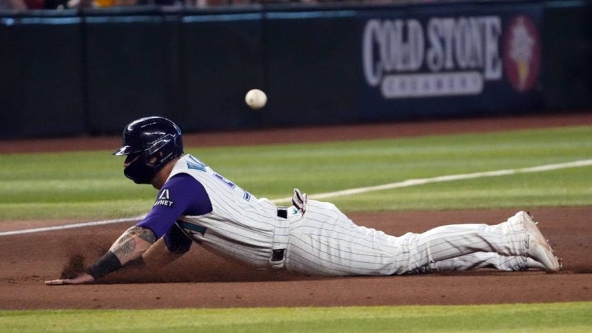 Diamondbacks pull out comeback win over Padres