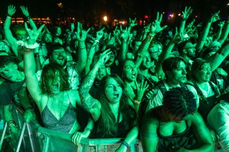 Lollapalooza 2023 day 2 pics & video (Kendrick Lamar, The 1975, Knocked Loose, Fred again.., more)