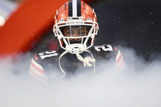 Browns CB Denzel Ward clears concussion protocol