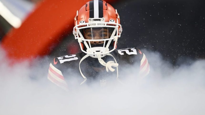 Browns CB Denzel Ward clears concussion protocol