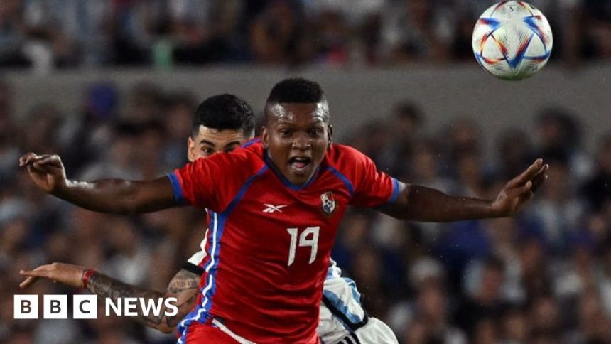 Gilberto Hernández: Panama national team footballer killed by gunmen