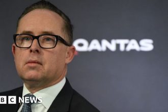 Alan Joyce: Qantas boss exits early amid mounting scandals