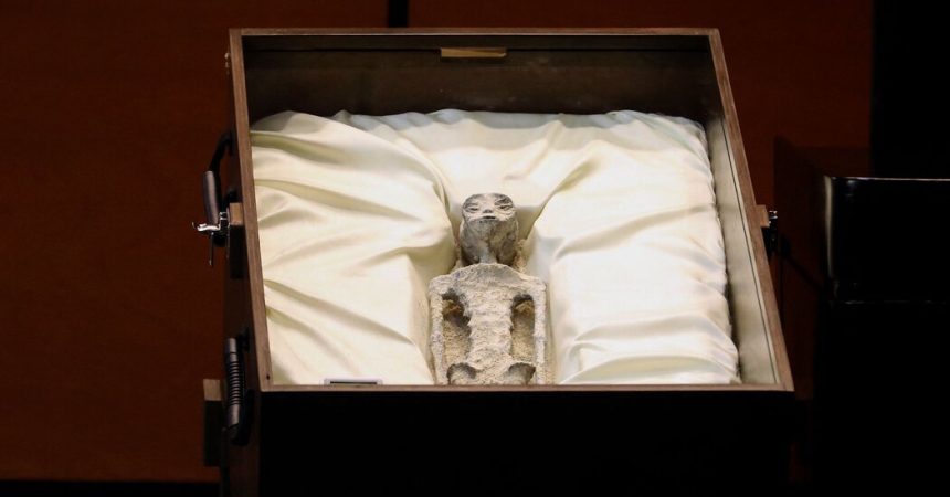 Ufologist Claims to Show Mummified Alien Specimens to Mexico’s Congress