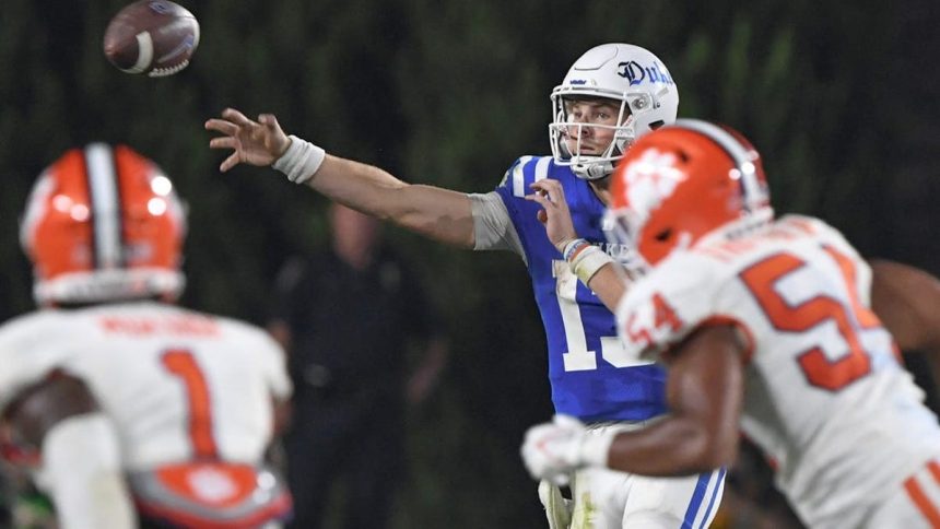 Duke defense stifles No. 9 Clemson in opening stunner