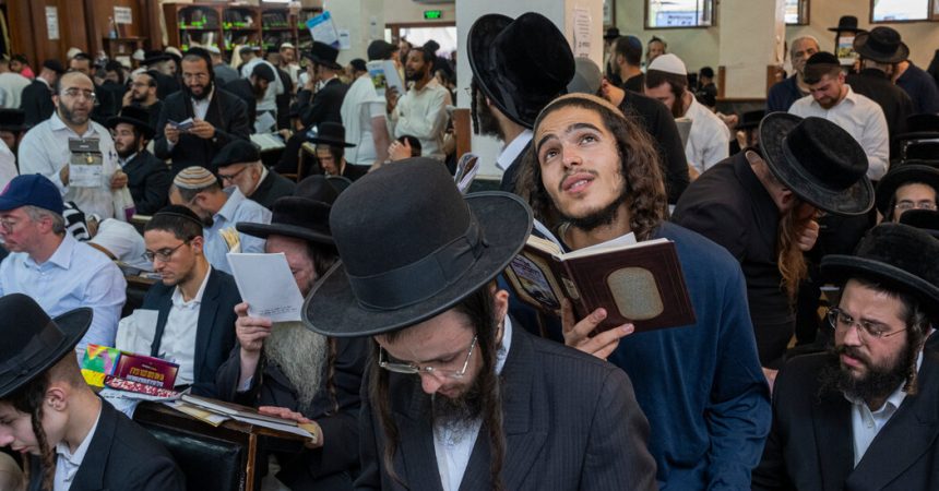 In Ukraine, Celebrating Rosh Hashana at Rebbe Nachman’s Tomb