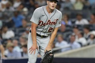 Tigers RHP Matt Manning (foot) exits game vs. Yankees