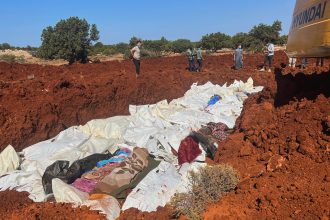 Hundreds buried in mass graves as Libya reels from devastating flooding | News