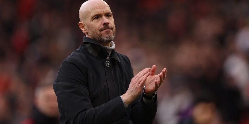 Ten Hag vents about the officiating in the game against Arsenal