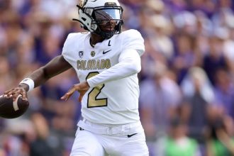 Shedeur Sanders, Colorado shock No. 17 TCU