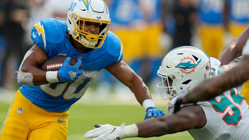 Chargers’ Austin Ekeler criticizes teammates, coaches after Dolphins loss