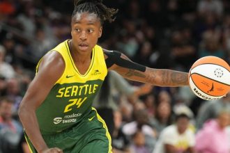 All-Star G Jewell Loyd signs extension with Storm