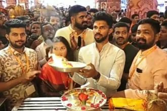 [Pictures] India captain Ruturaj Gaikwad seeks blessings from Lord Ganesha in Pune ahead of Asian Games 2023